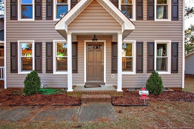 Building Photo - 1819 Eichelberger Dr