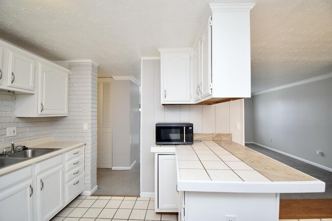 Building Photo - 2946 Windsong Dr