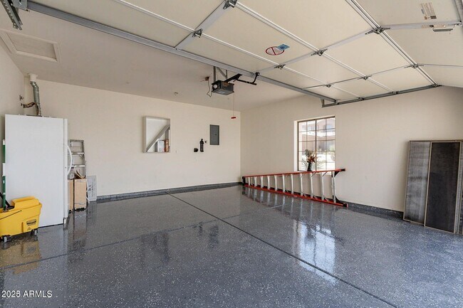 Building Photo - 11525 E Desert Willow Dr