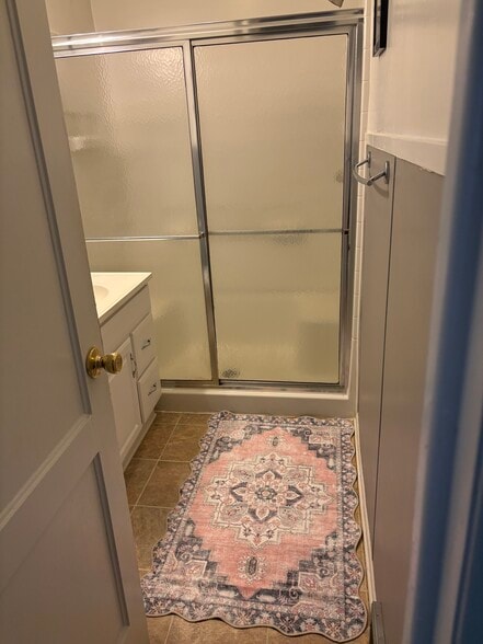 Bathroom - 606 Dewey Ave