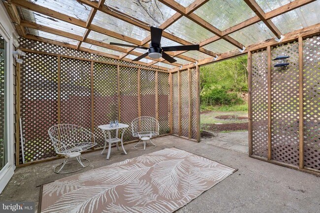 Building Photo - 17360 Tripoli Blvd