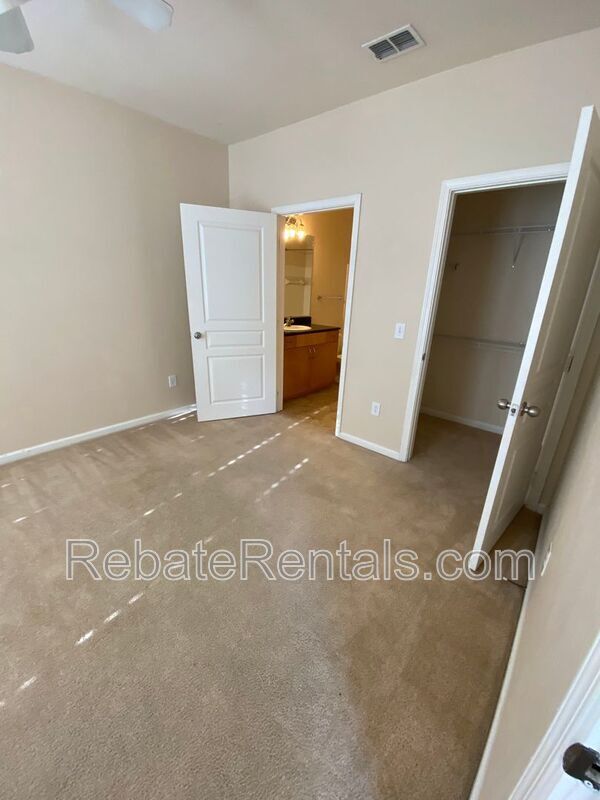 Building Photo - 8290 Gate Pkwy W