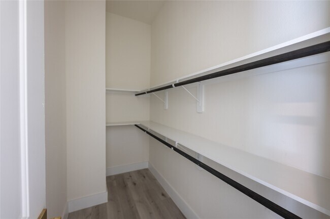 Building Photo - 5906 St Augustine St