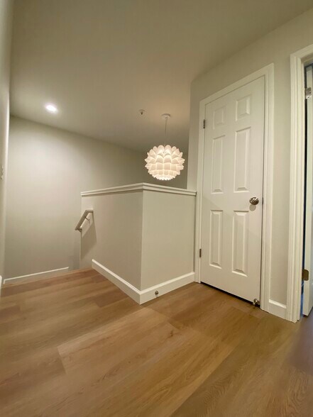 Building Photo - 203 Bean Creek Road