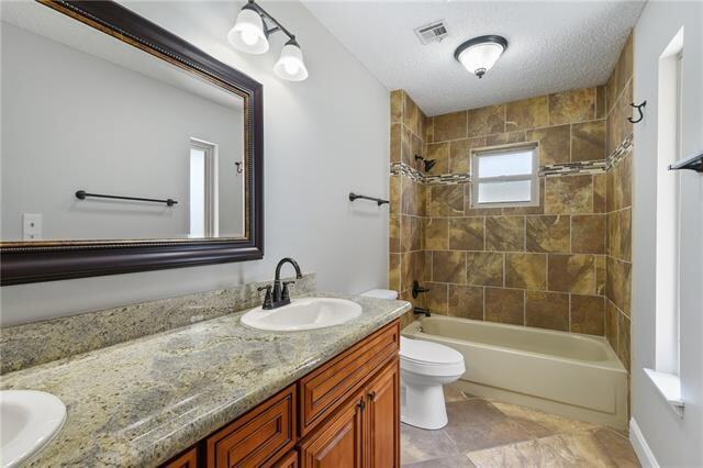 Building Photo - 433 Grafton Dr