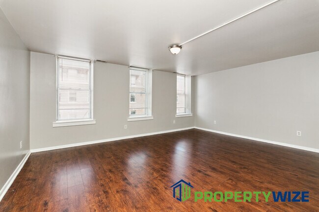 Building Photo - 1618 Druid Hill Ave