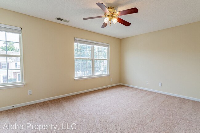 Building Photo - 2 br, 2.5 bath House - 111 Waterford Park Dr