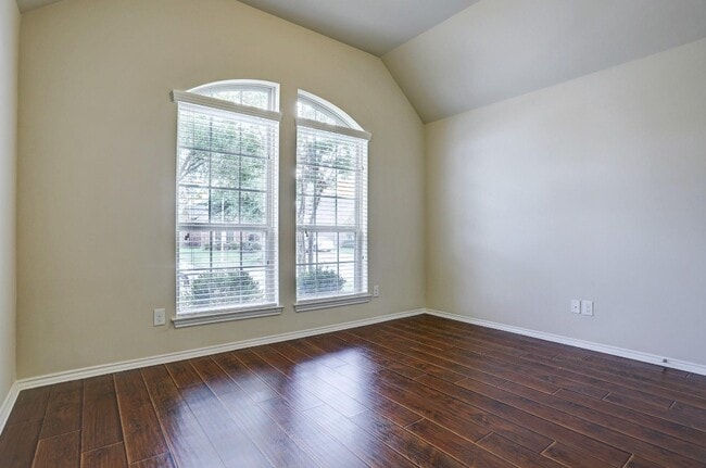 Building Photo - 26323 Crystal Cove Ln