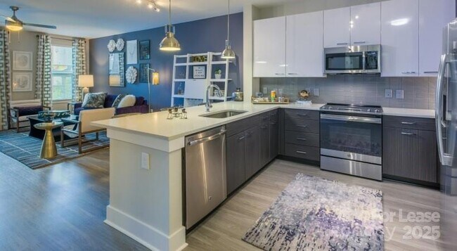 Building Photo - 606 Nc Music Factory Boulevard