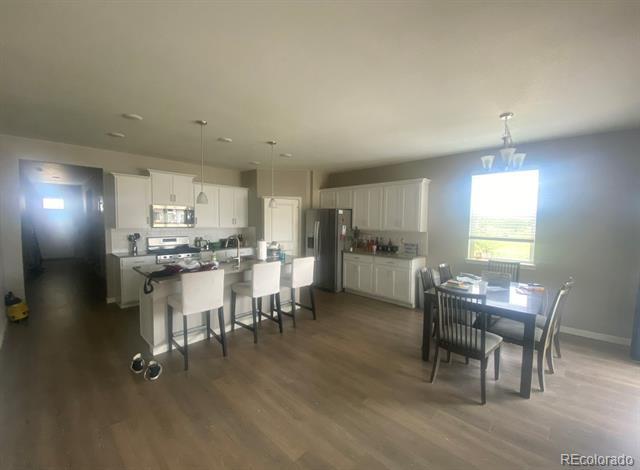 Building Photo - 4202 Fox Grove Dr