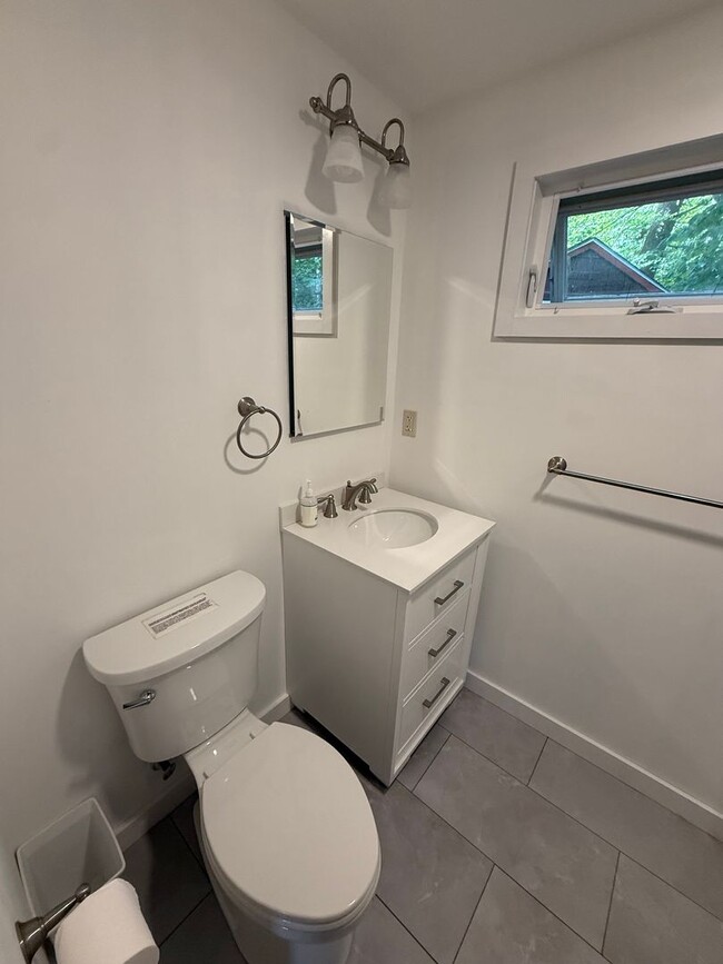 Building Photo - **WINTER RENTAL** Adorable Meredith Chalet...