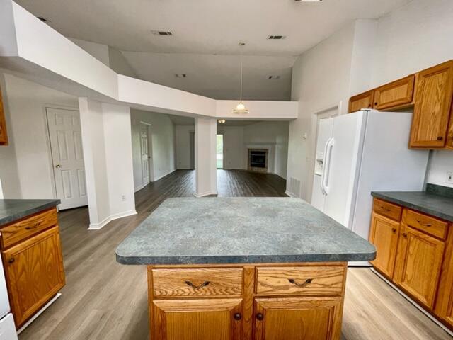 Building Photo - 1221 Northview Dr