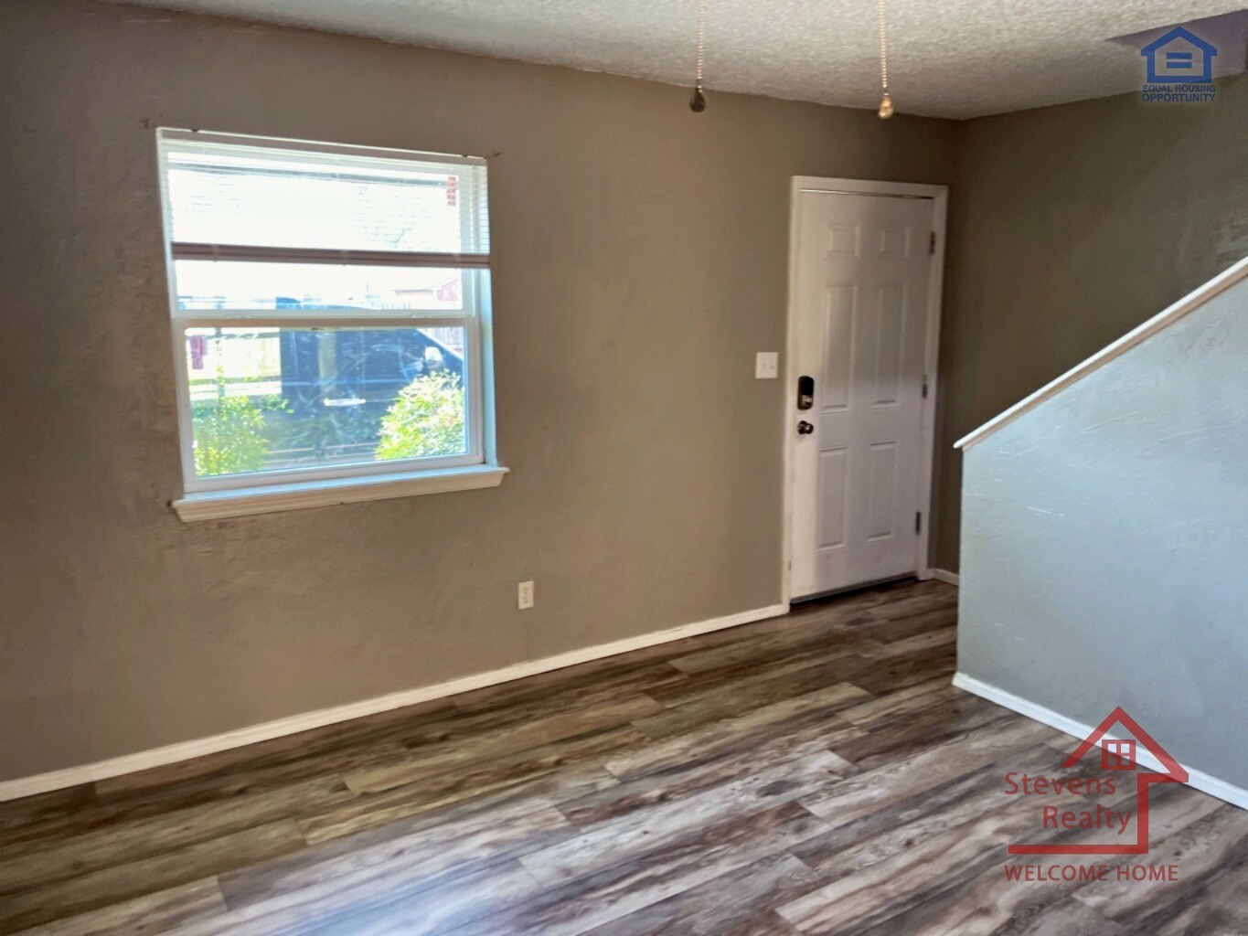 Building Photo - 2111 NW Lindy Ave