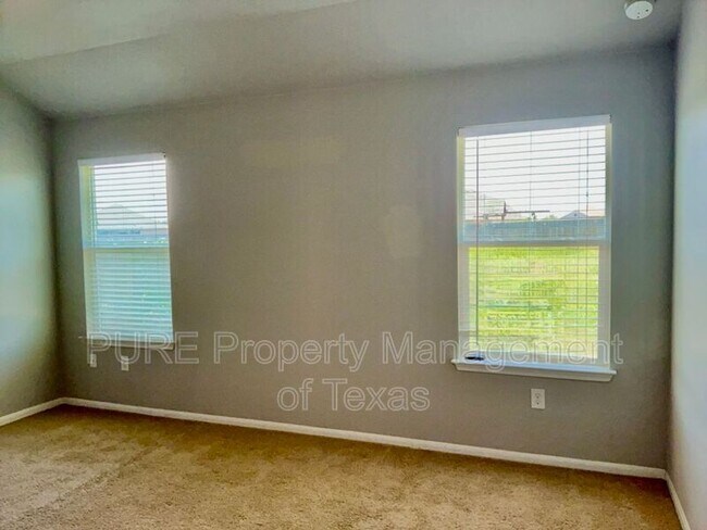 Building Photo - 12040 Riparian Rd