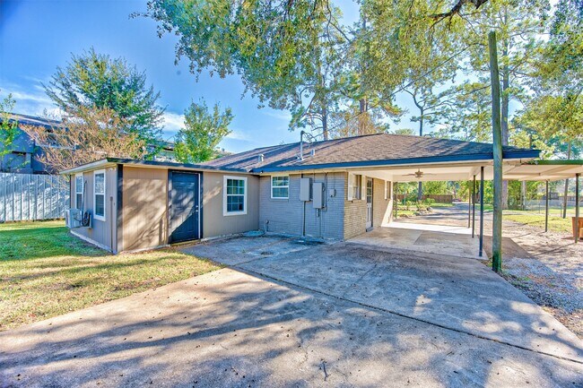 Building Photo - 918 Lehman St