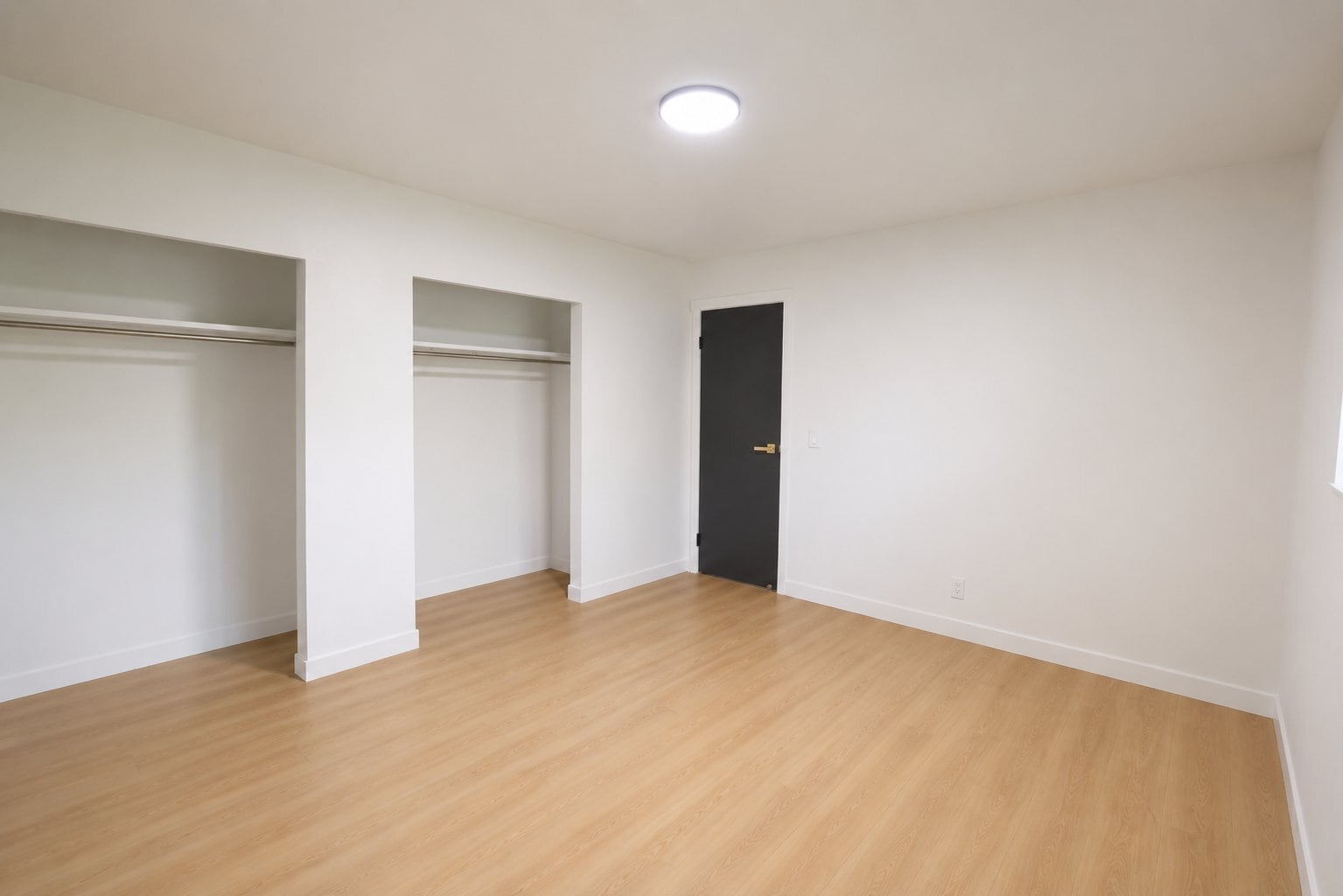 Building Photo - 7059 S 1850 E