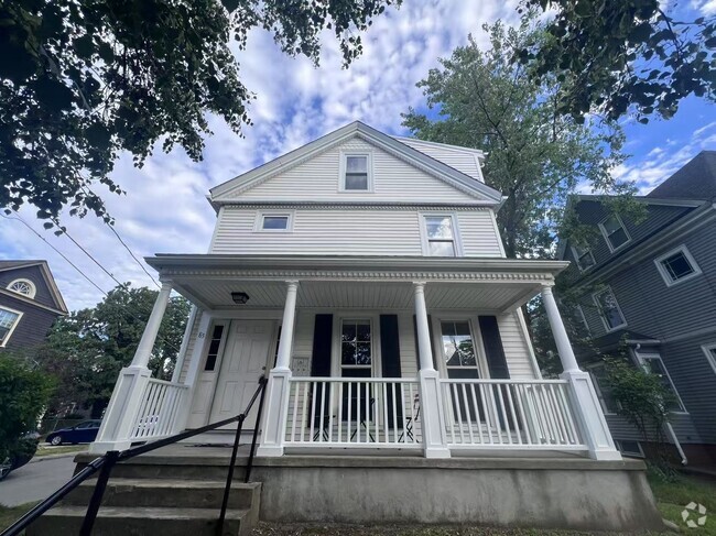 Building Photo - 85 Mount Auburn St