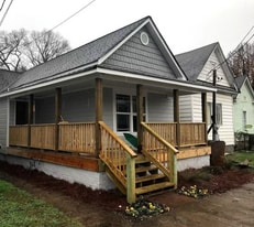 Building Photo - 1044 Flynn St