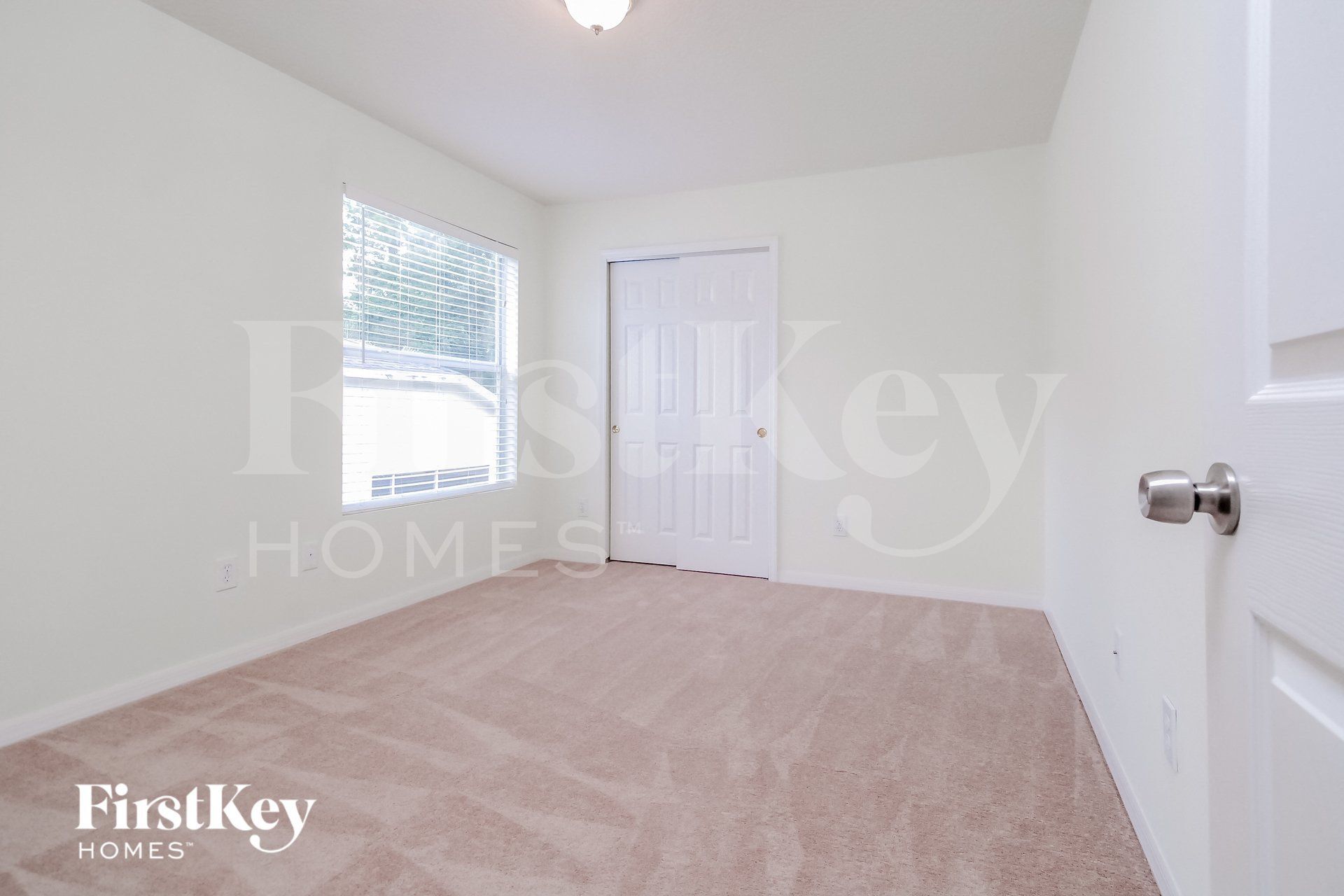 Building Photo - 17006 Falconridge Rd