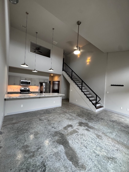 Building Photo - 3844 Dylan Pl