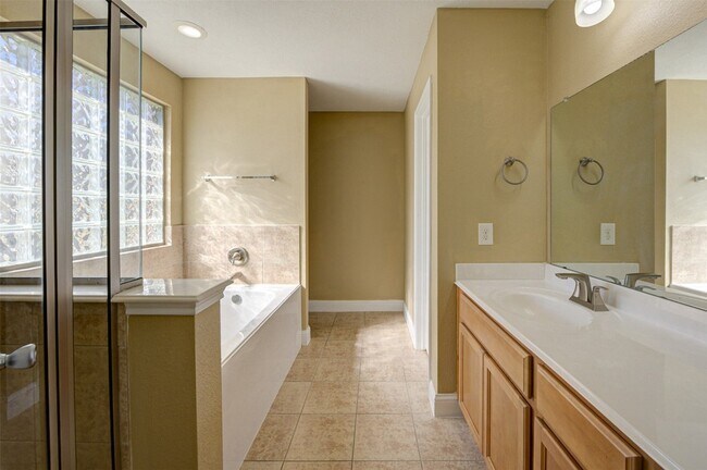 Building Photo - 16011 Heights Harvest Ln