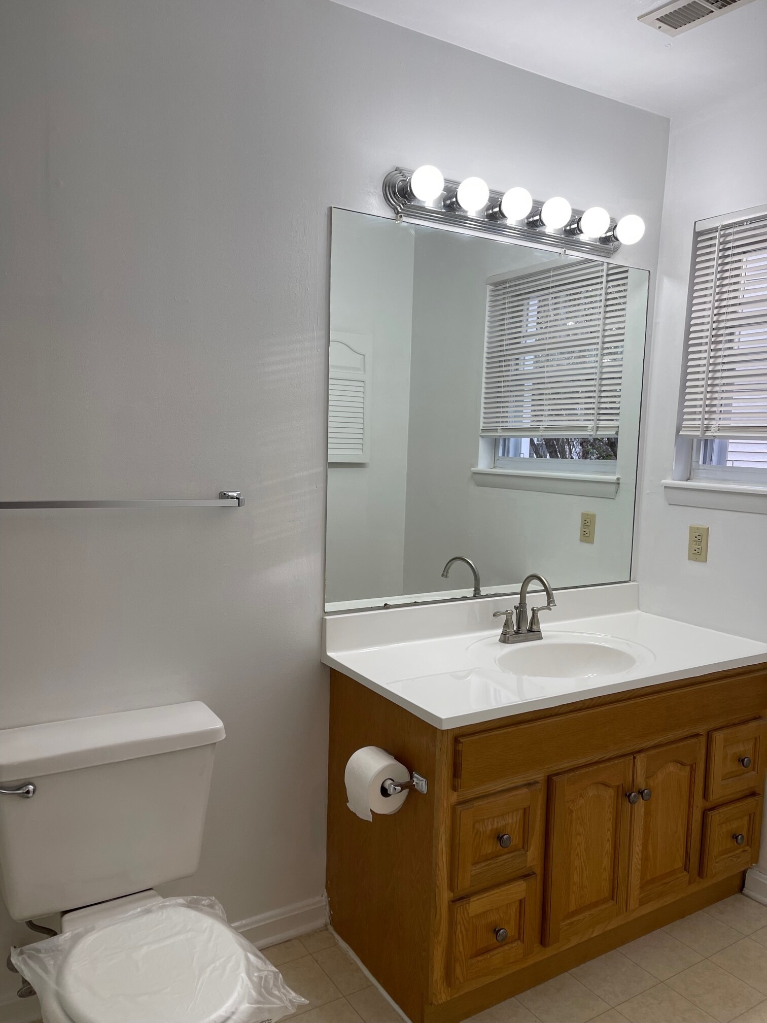 Bathroom - 3 Chesapeake Dr