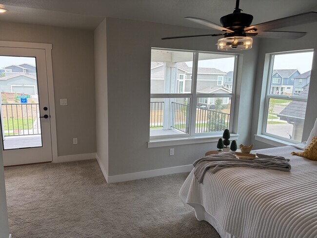 Building Photo - 6071 Goodnight Ave