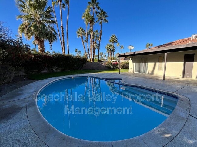 Building Photo - 1545 Inca Cir