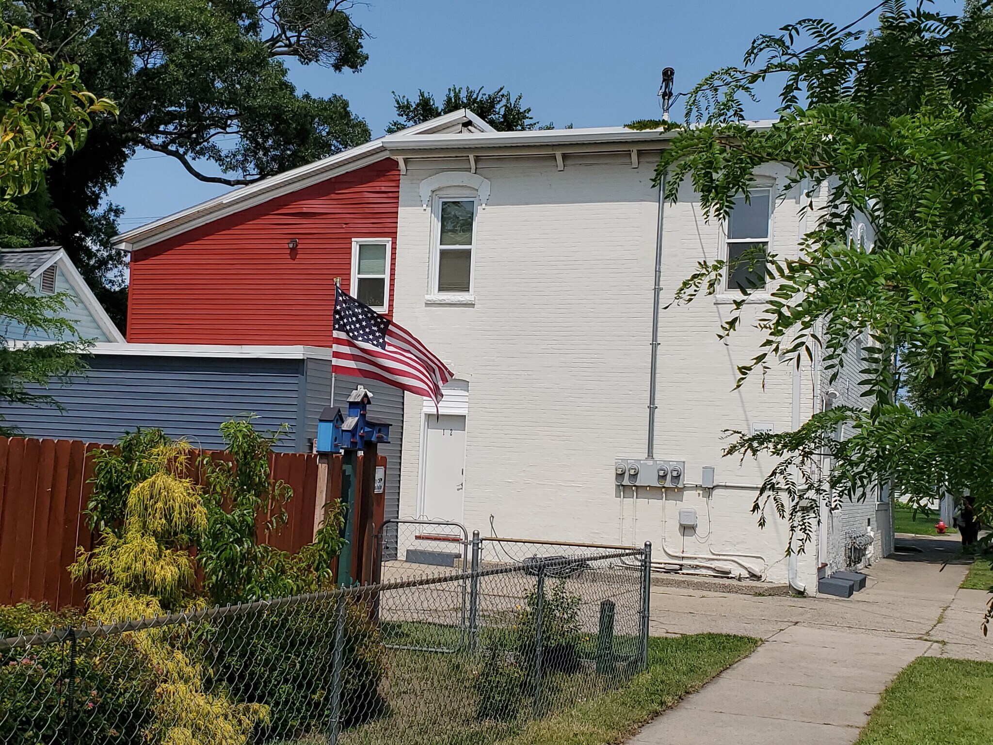 Building Photo - 1211 Pine St