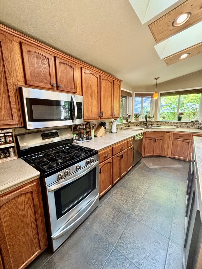 Building Photo - 12396 Mystic Mine Ct