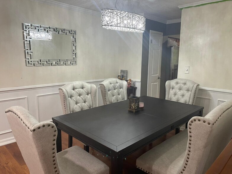 Building Photo - 3906 Cricket Cir