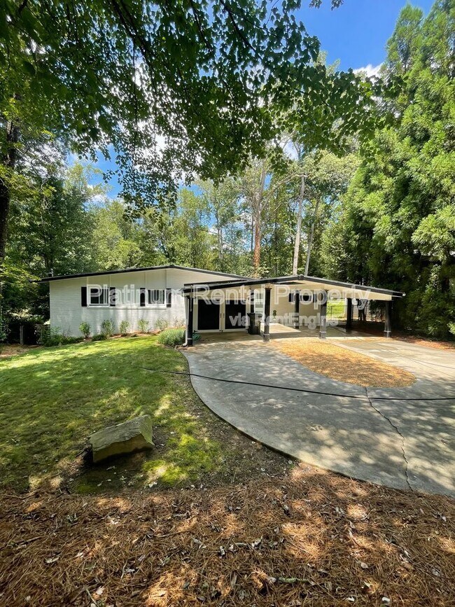 Building Photo - 3828 Donaldson Dr