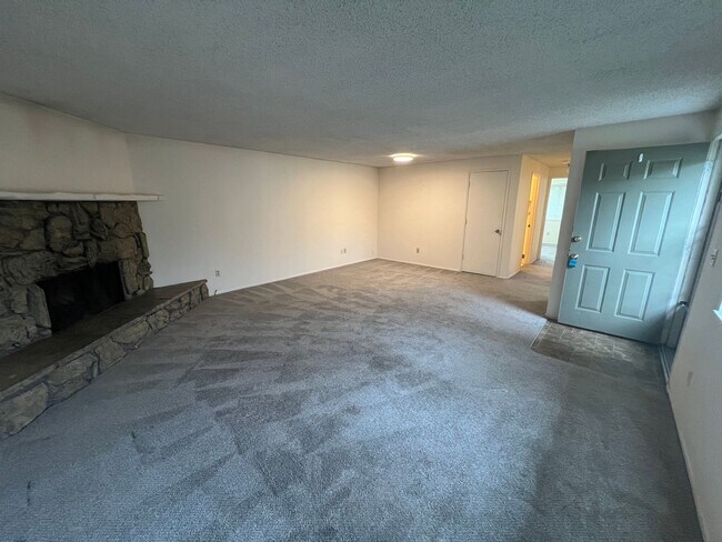 Building Photo - r1707se145thctvancouver
