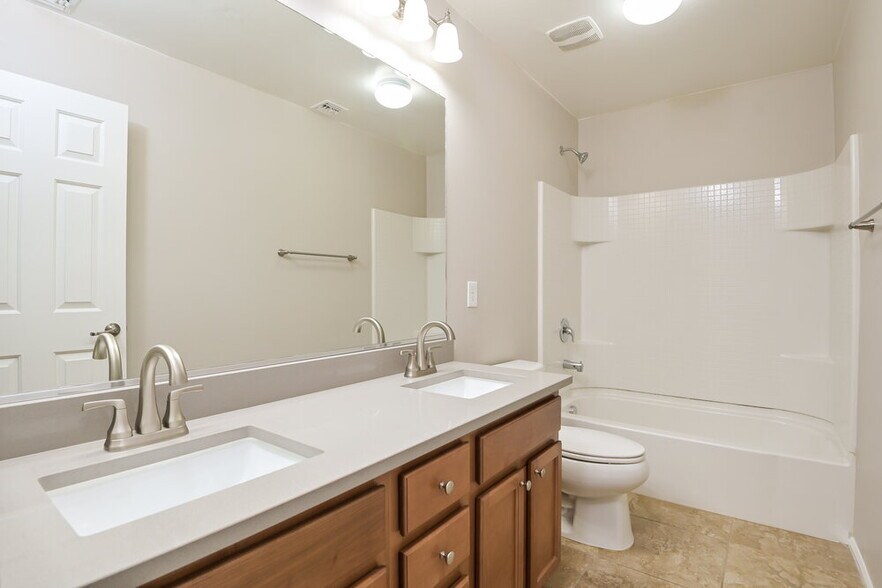 Building Photo - 6851 W Leeward Cove Way