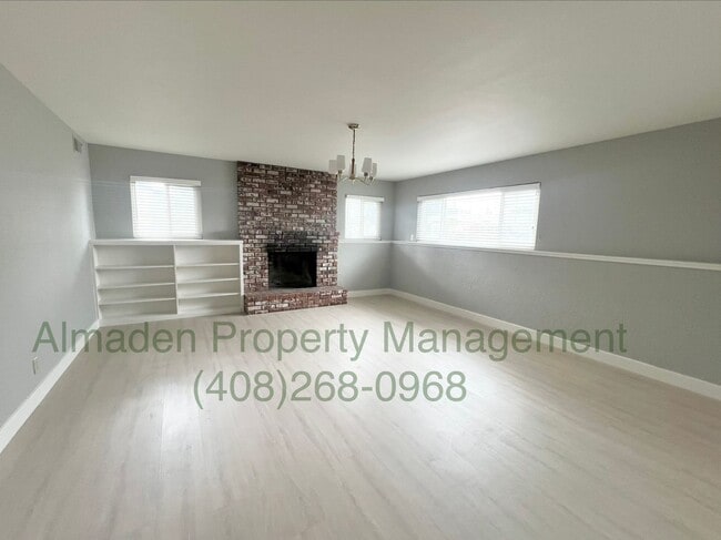 Building Photo - Newly Remodeled Tri-level Home! New Paint & No Carpets!