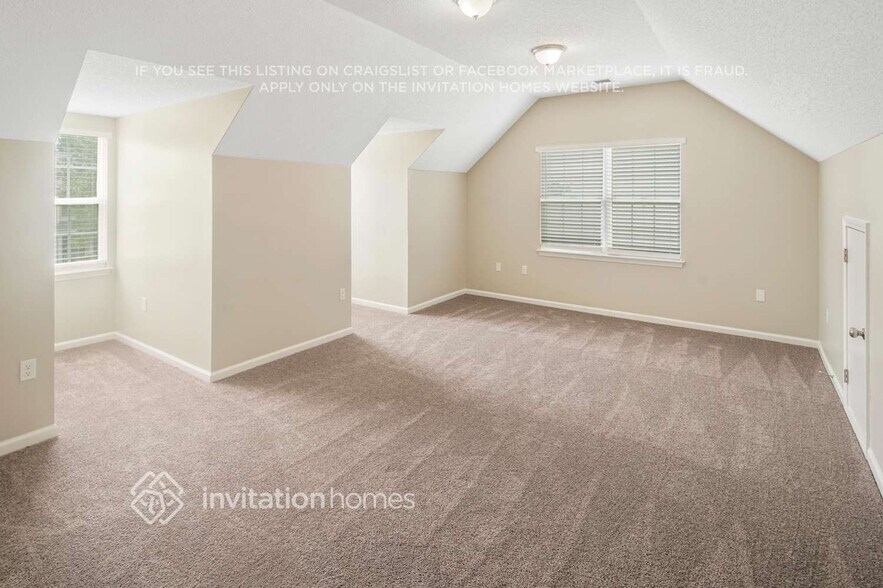 Building Photo - 10316 Bolton Ct