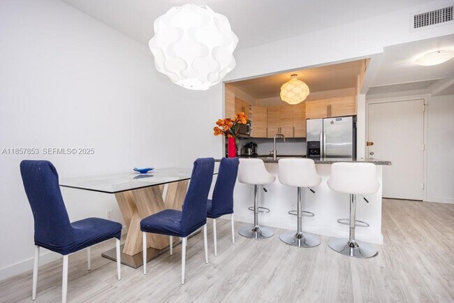 Building Photo - 501 Three Islands Boulevard