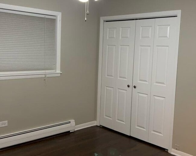 Building Photo - 2019 N 72nd Ct