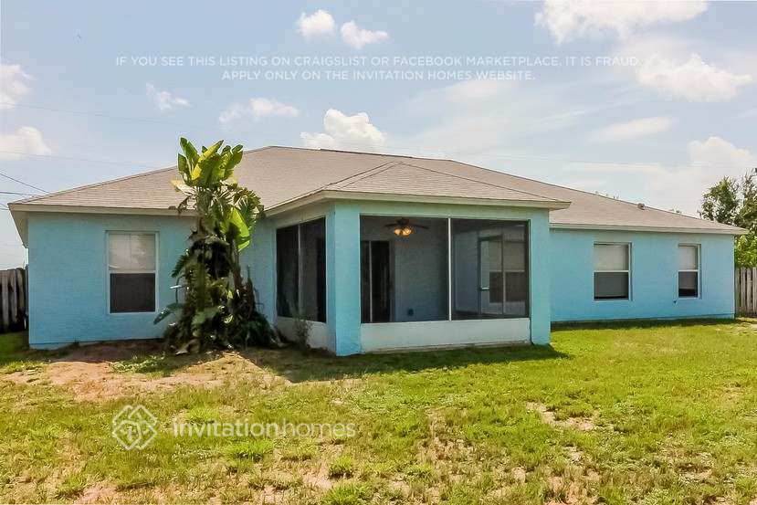 Building Photo - 3544 SW Hale St