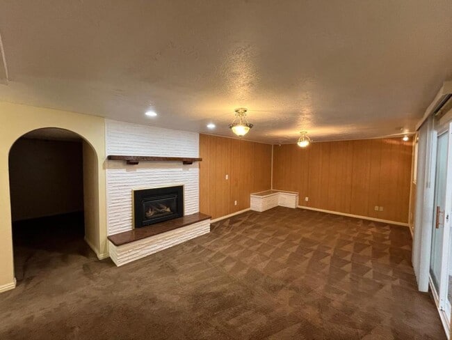 Building Photo - 529 N Highland Blvd