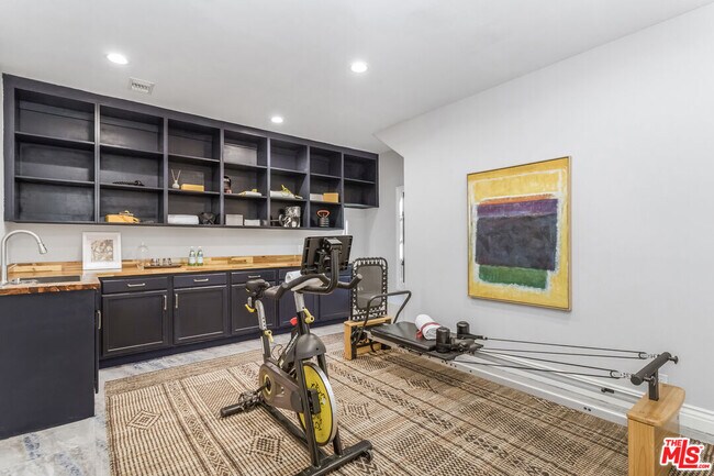 Building Photo - 17230 Silver Ln