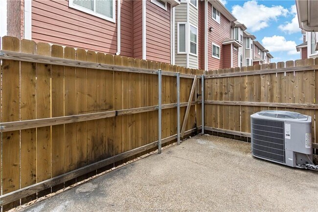 Building Photo - 1198 Jones-Butler Rd