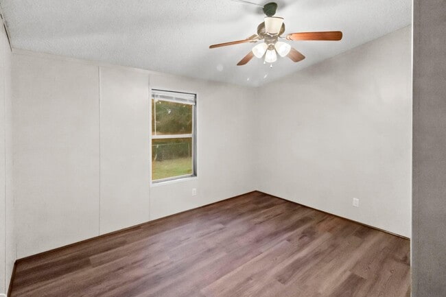 Building Photo - 9108 Eagle Nest Dr