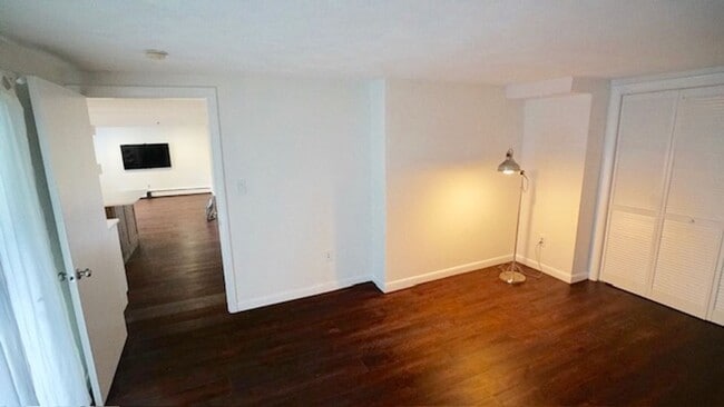 Building Photo - 125 Montvale Ave