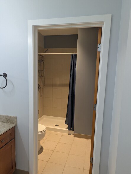 Building Photo - 160 Fremont St