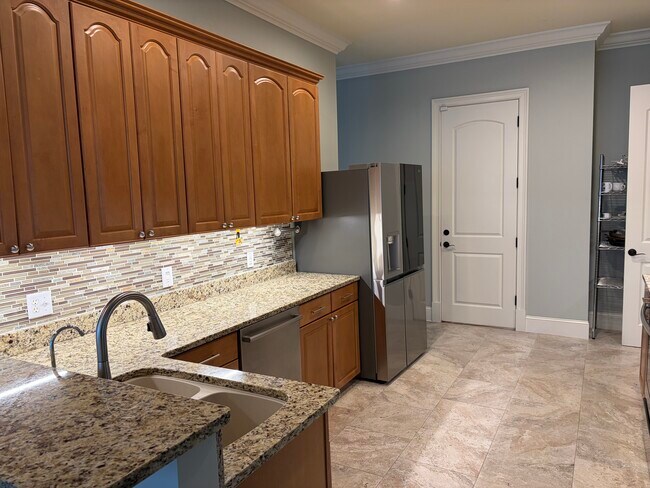 Building Photo - 34 Cobblestone Ct