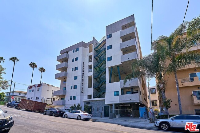 Building Photo - 1047 Fedora St