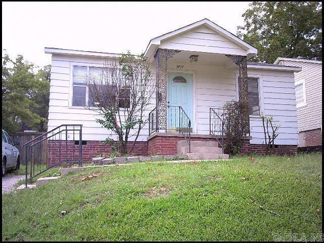 Primary Photo - 5919 Woodlawn Dr