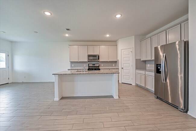 Building Photo - 5806 Aurora Grns Ln