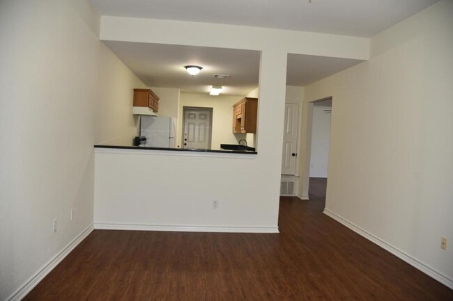 Building Photo - 1536 Northwood Blvd